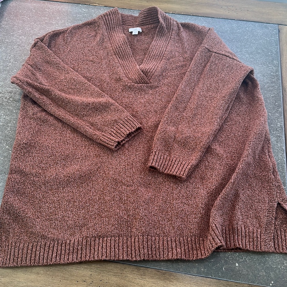 Jill tunic sweater in a mixed rose yarn, plush feel